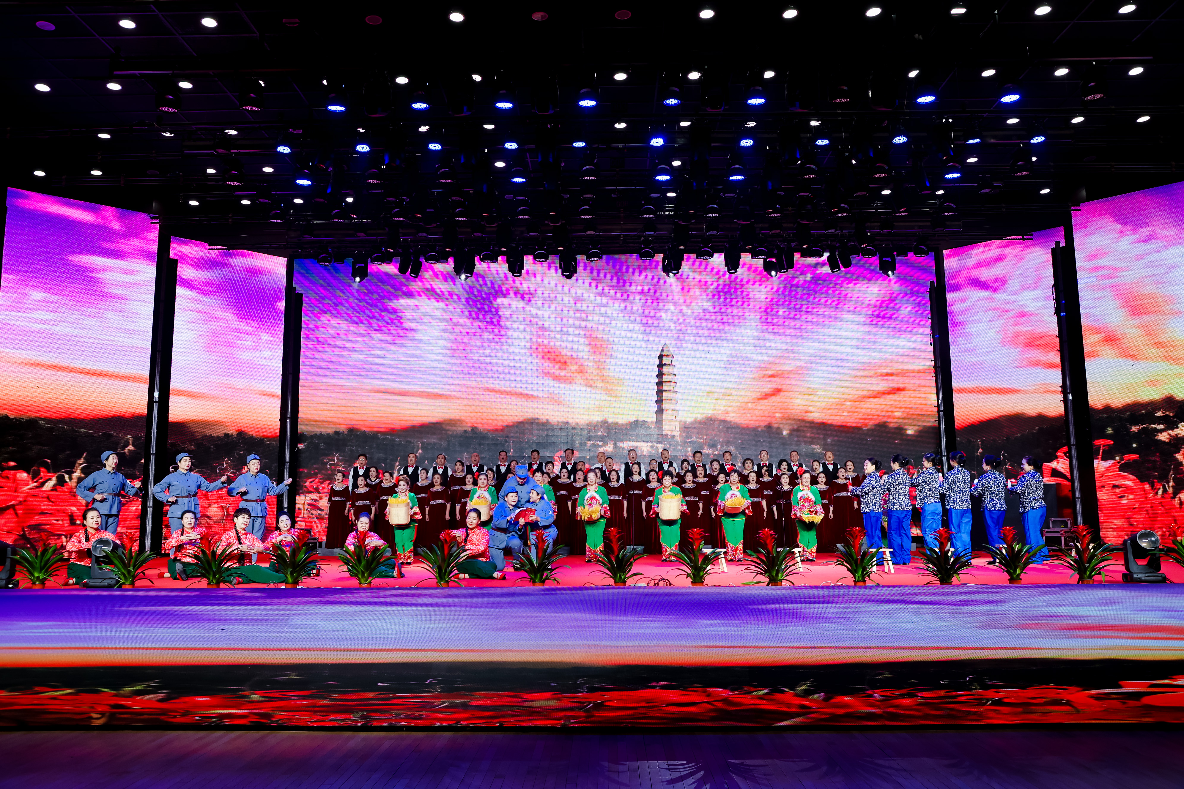 主题演出1.jpg